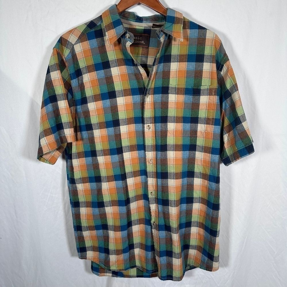 Basic Options Men's Size Large Short Sleeve Plaid Button-Up Shirt